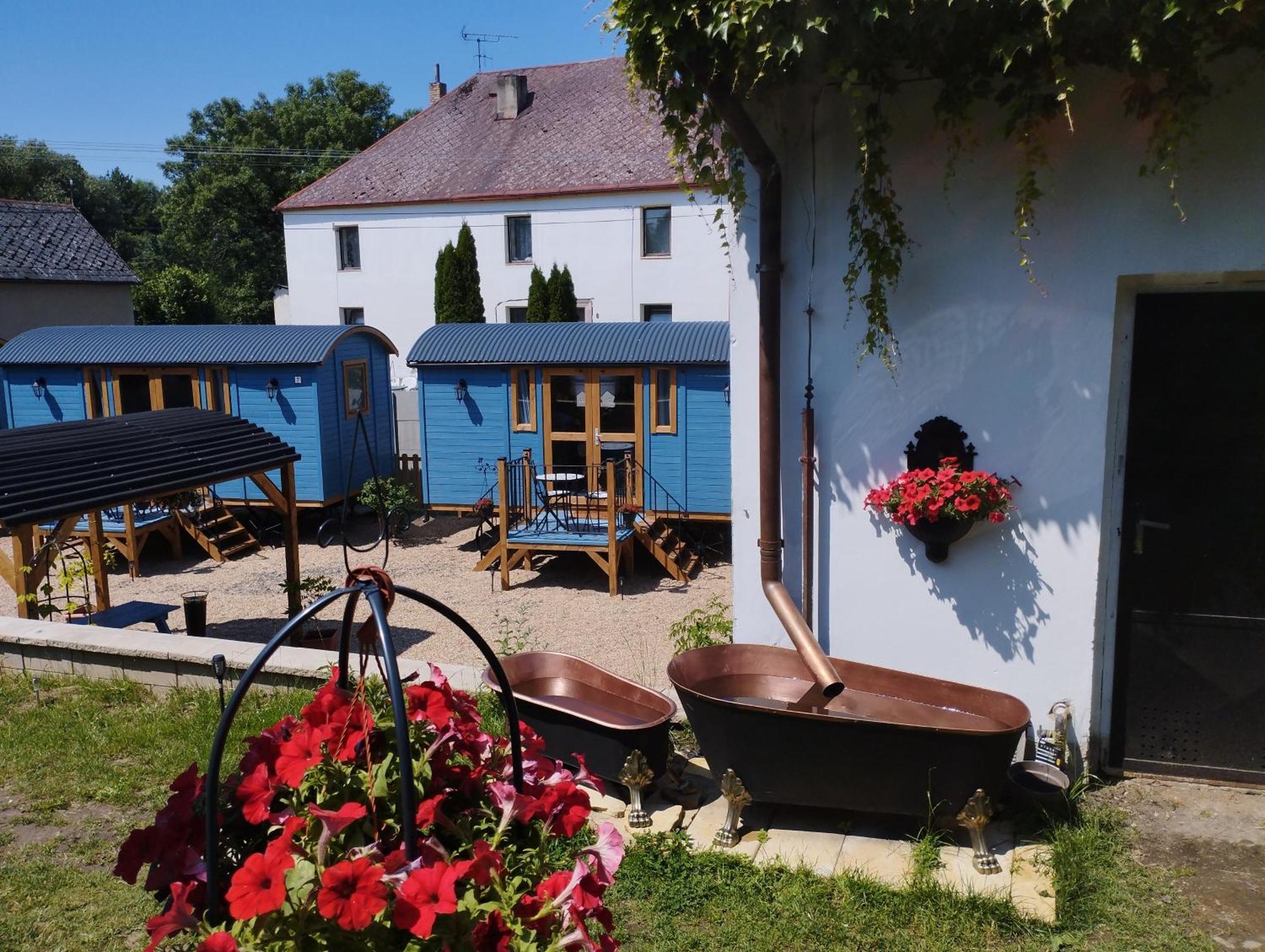 Penzion Restaurace U Helferu Libuň 外观 照片