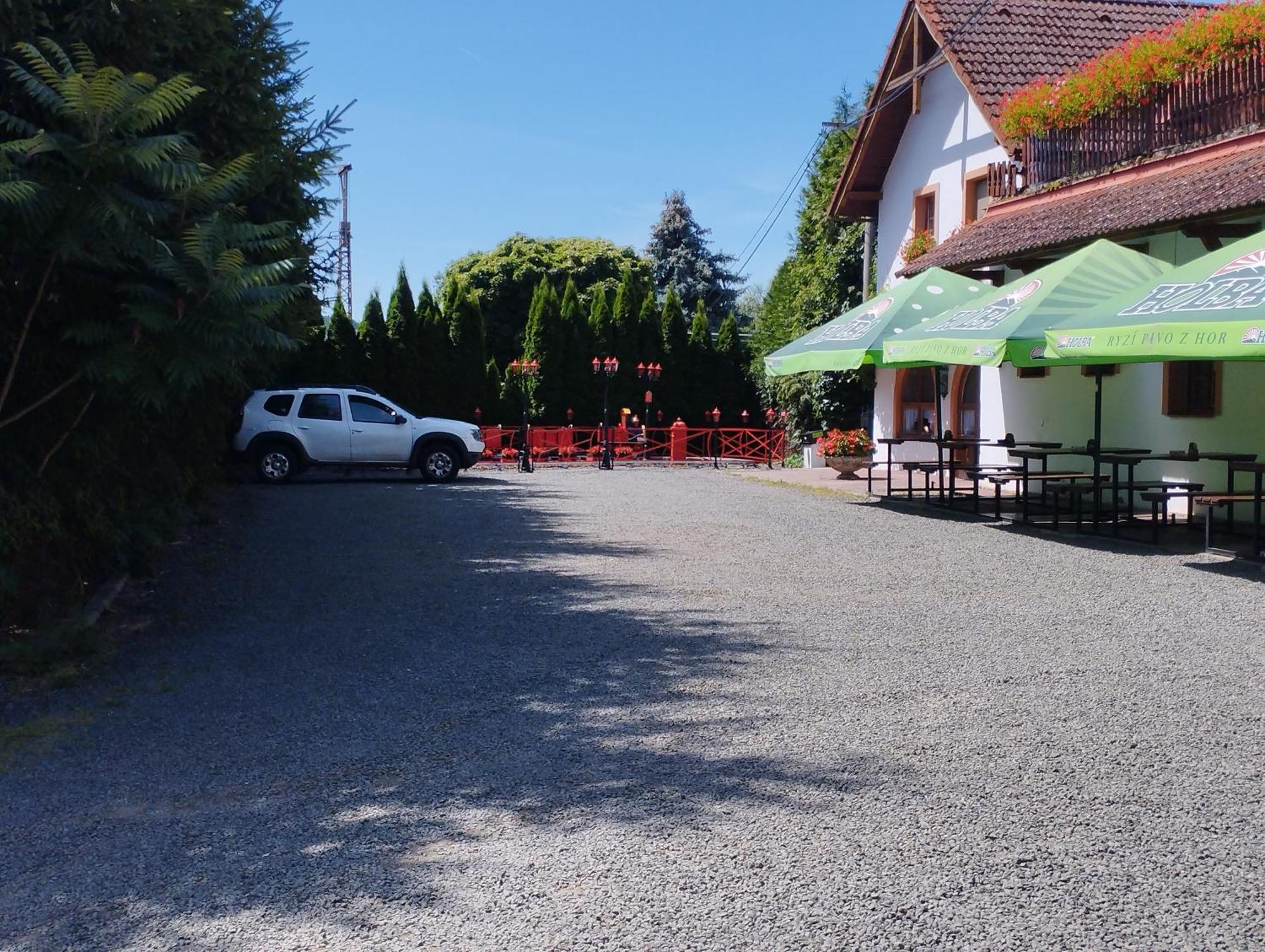 Penzion Restaurace U Helferu Libuň 外观 照片